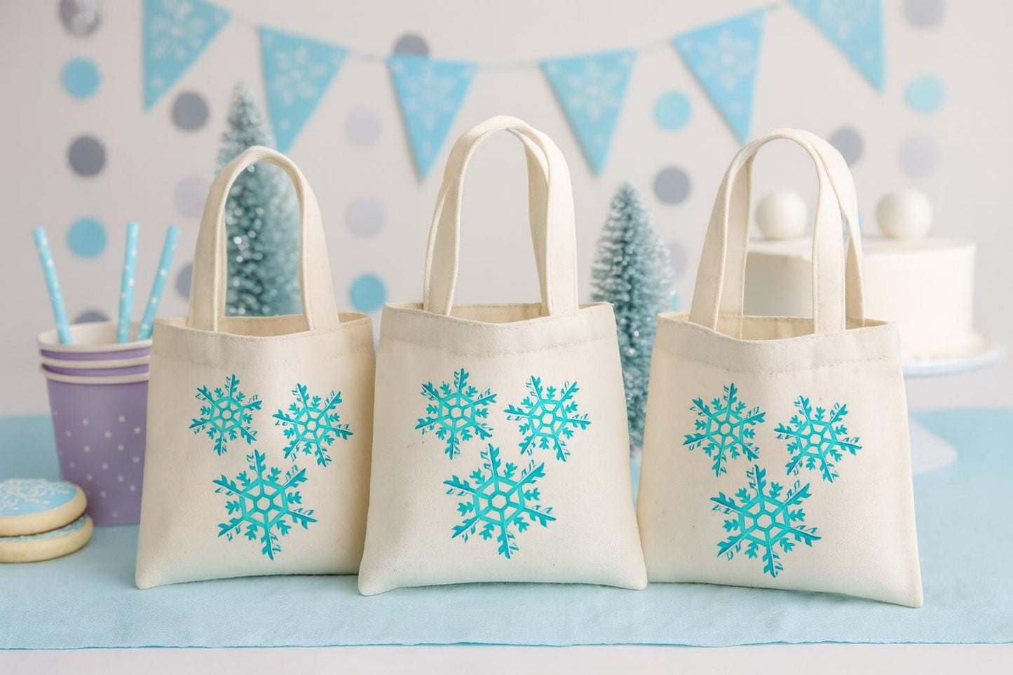 Snowflake Party Favor Bags - Set of Three Bags
